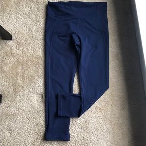 Under Armour cropped leggings